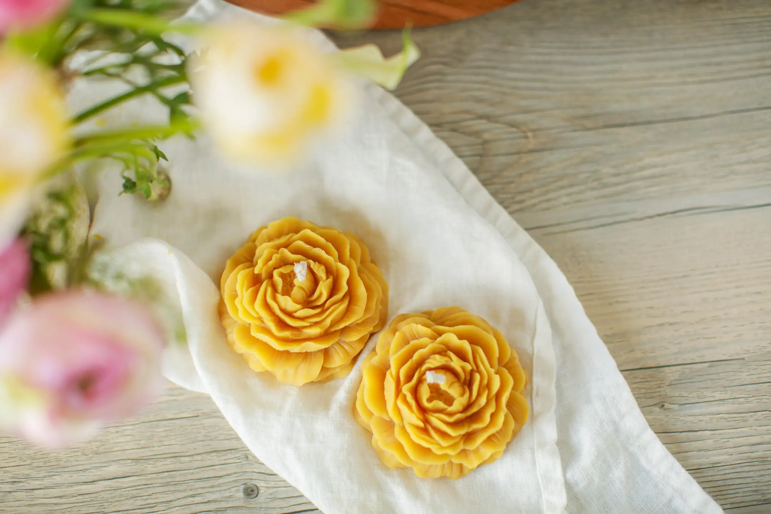 Pure Beeswax Peony Candles