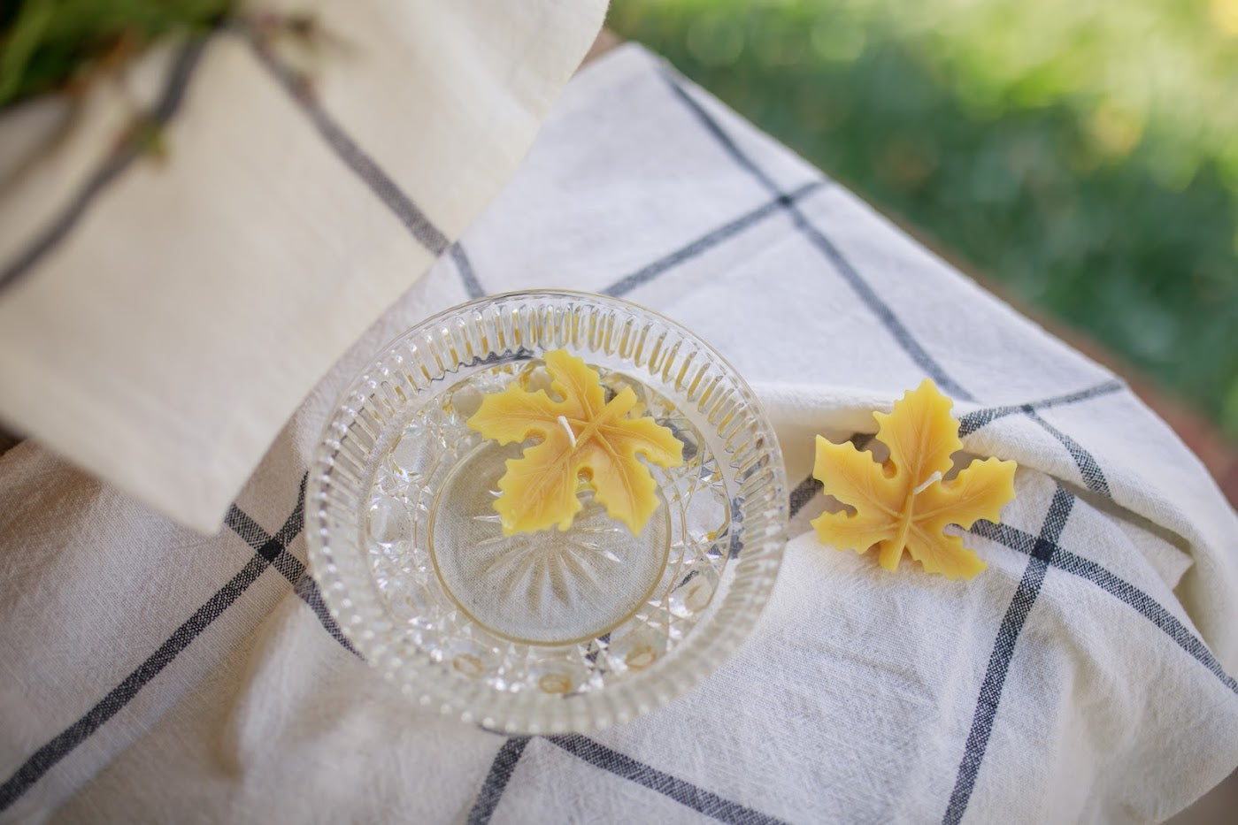 Floating Maple Leaf Beeswax Candle