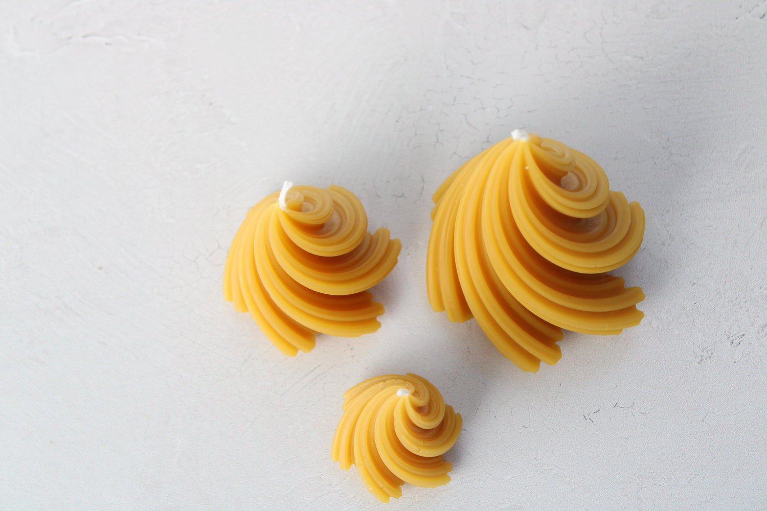 Pure Beeswax Spiral Tree Candle Set