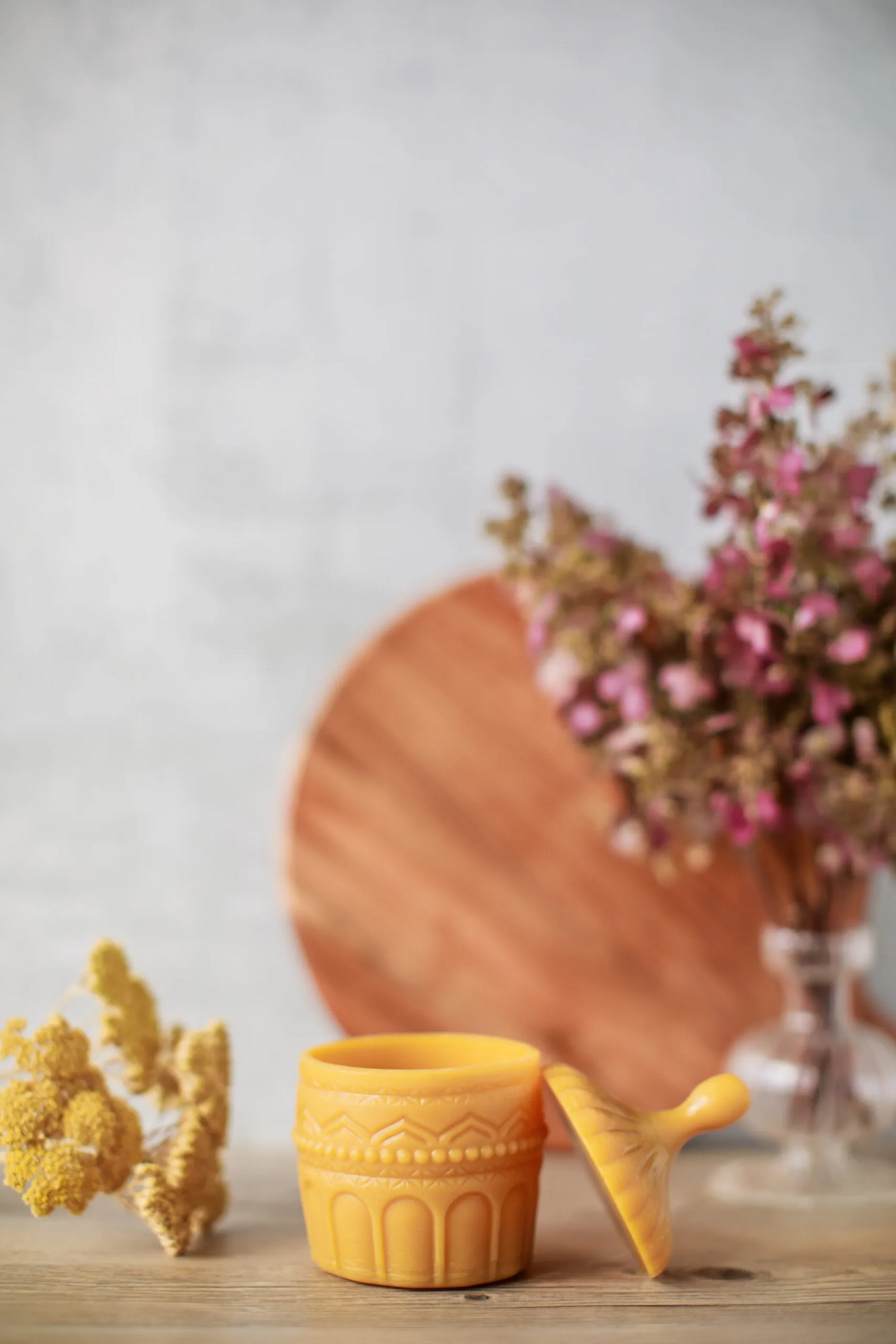 Pure Beeswax Honey Vessel (Case of 6) $9.60 MSRP $16.00