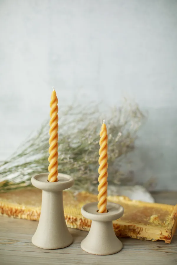 Pure Beeswax Twisted Tapers (Case of 6) $6.00 MSRP $12.00